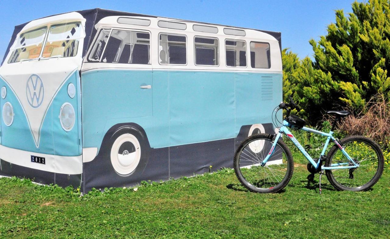 Vila Cornelia Hippie Magic Bus Kíssamos Exteriér fotografie
