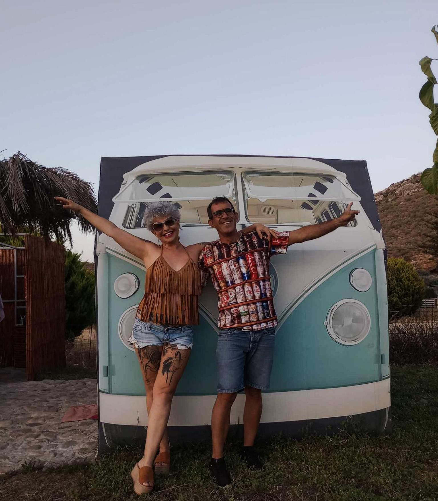 Vila Cornelia Hippie Magic Bus Kíssamos Exteriér fotografie