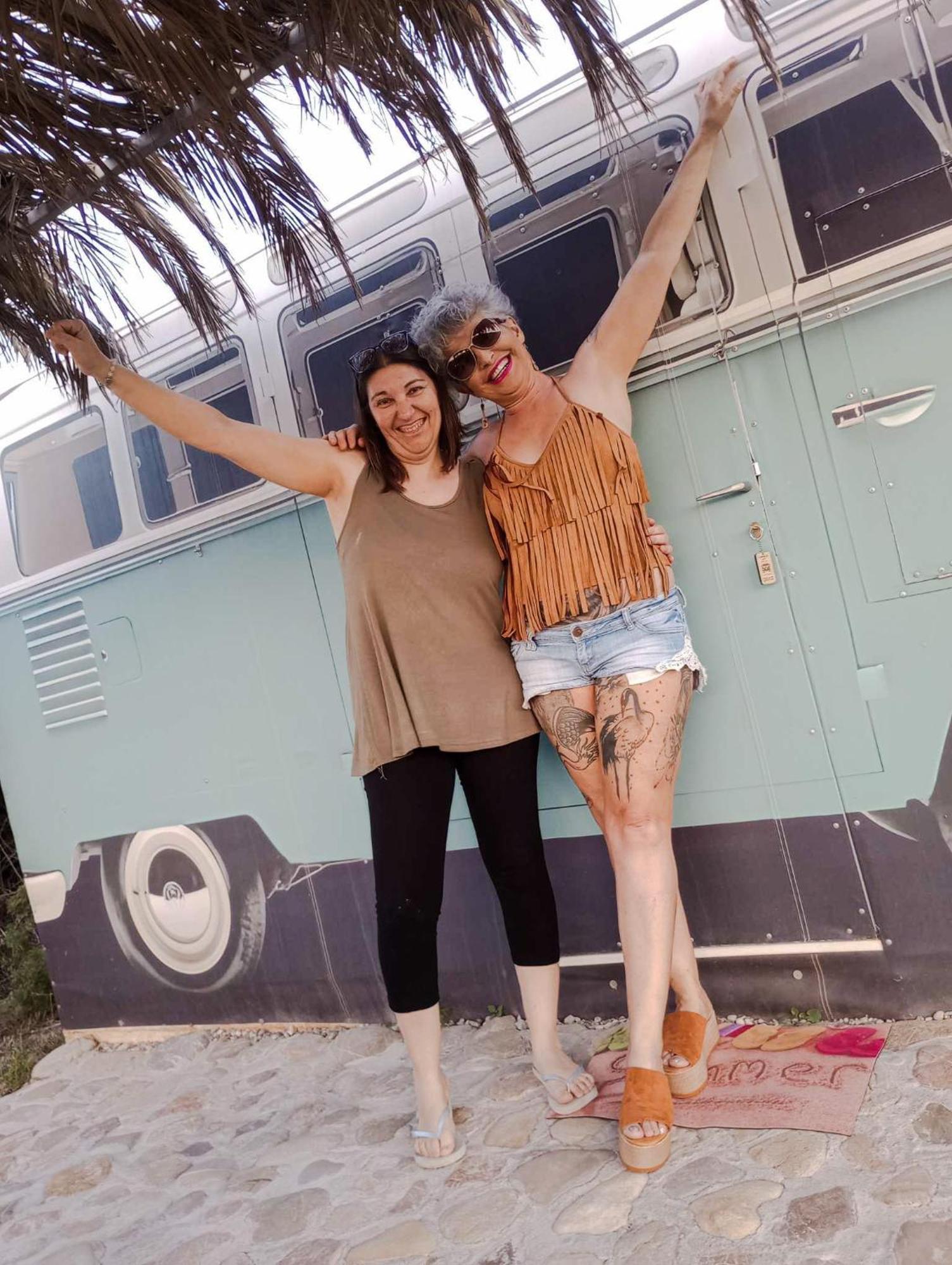 Vila Cornelia Hippie Magic Bus Kíssamos Exteriér fotografie