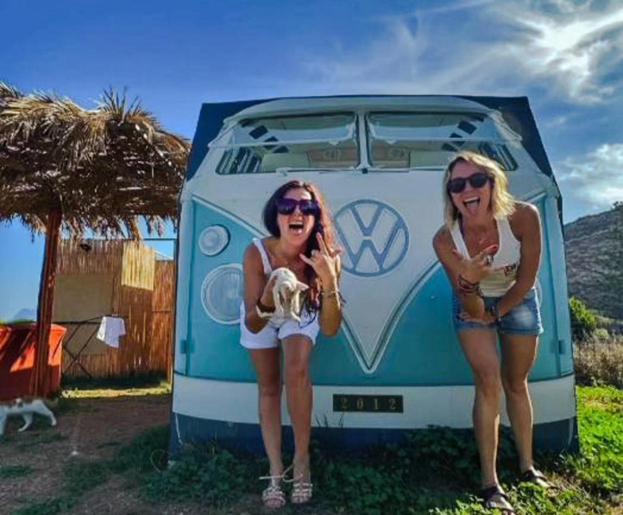 Vila Cornelia Hippie Magic Bus Kíssamos Exteriér fotografie