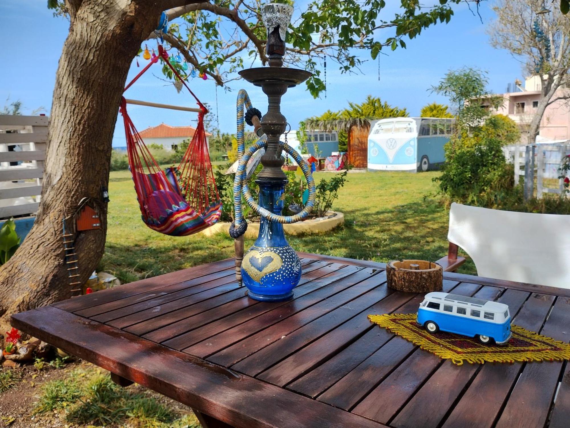 Vila Cornelia Hippie Magic Bus Kíssamos Exteriér fotografie